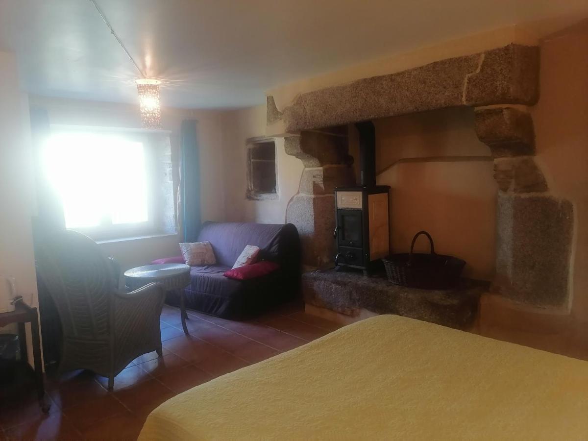 ポンティヴィ Frairie Du Divit Bed & Breakfast エクステリア 写真