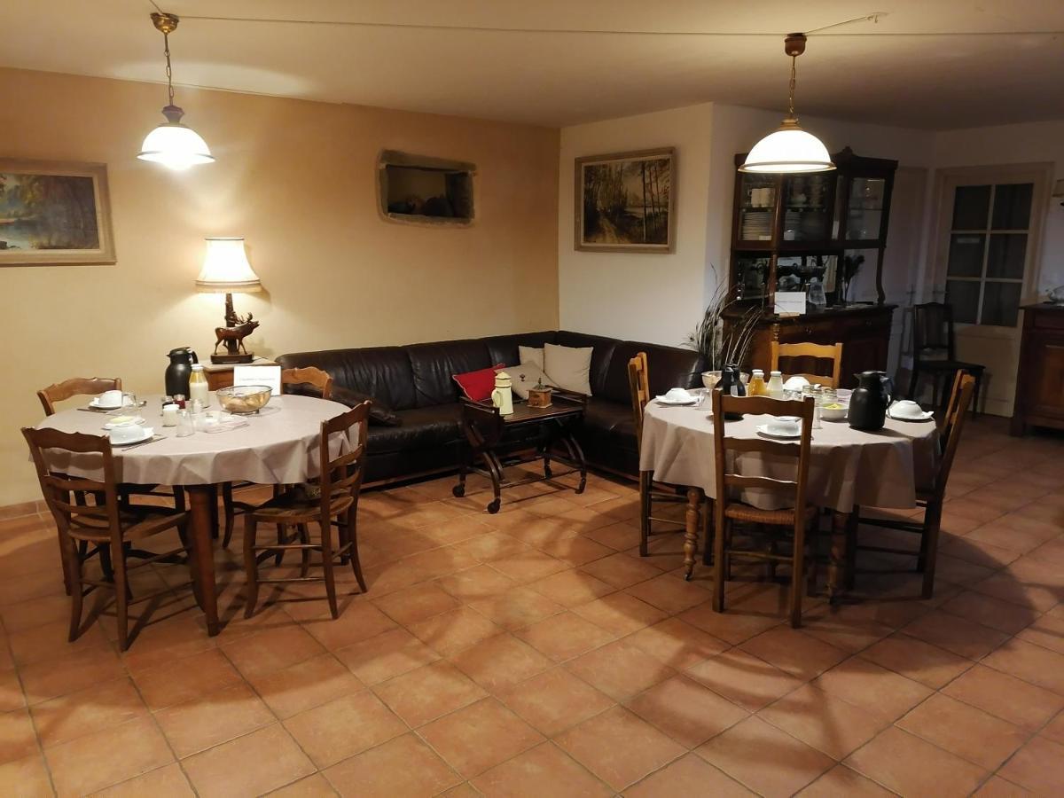 ポンティヴィ Frairie Du Divit Bed & Breakfast エクステリア 写真