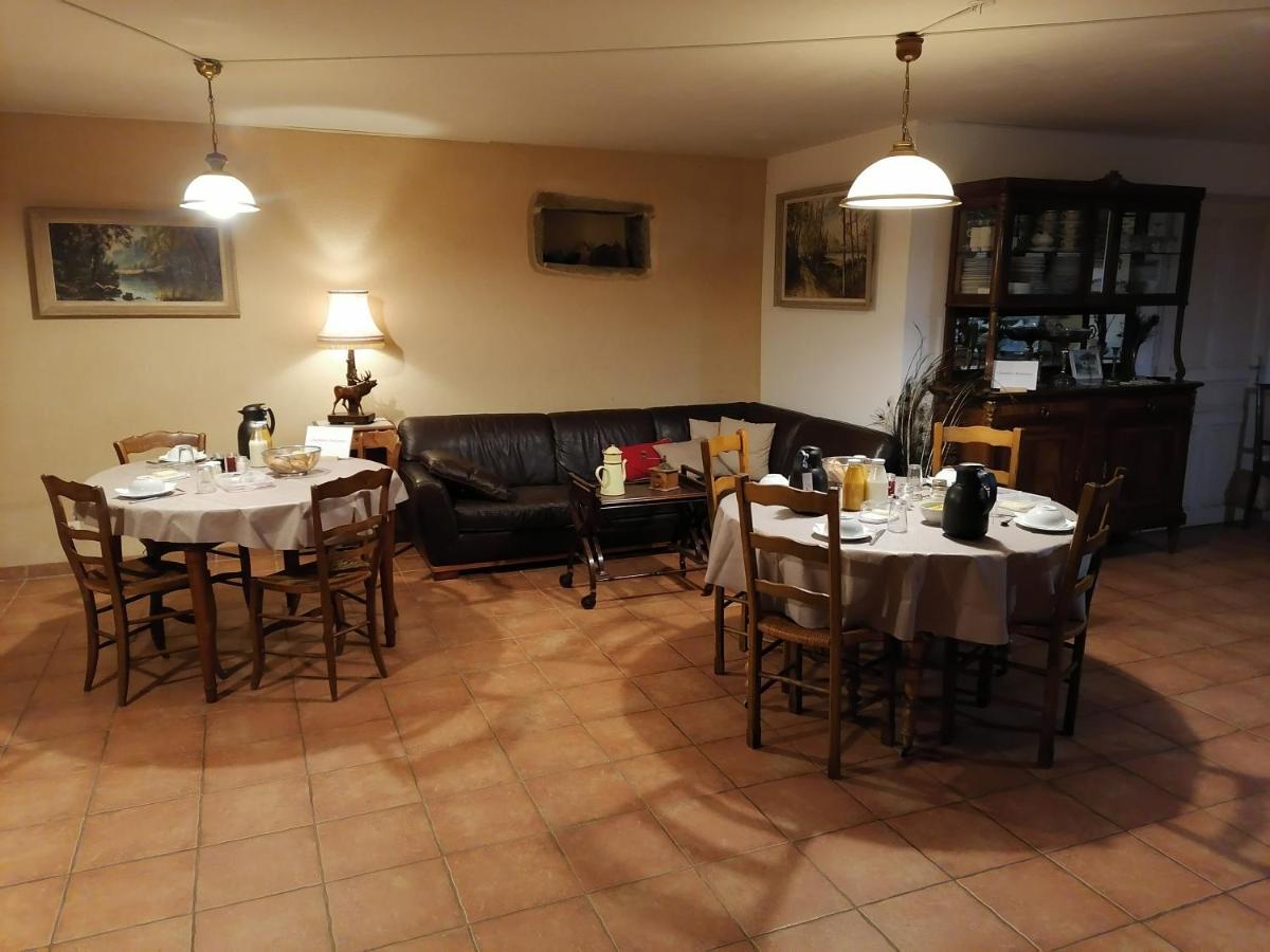 ポンティヴィ Frairie Du Divit Bed & Breakfast エクステリア 写真