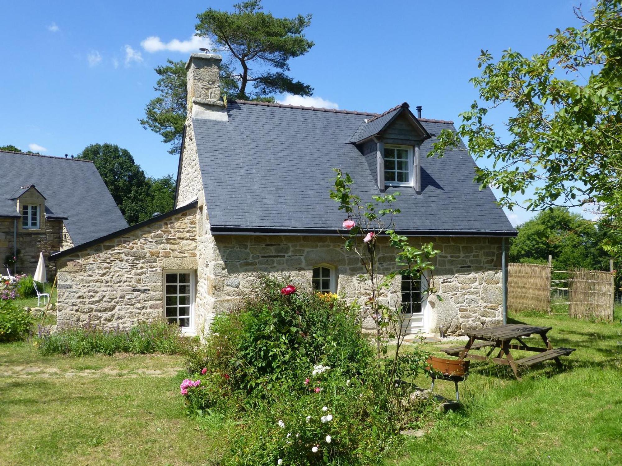 ポンティヴィ Frairie Du Divit Bed & Breakfast エクステリア 写真