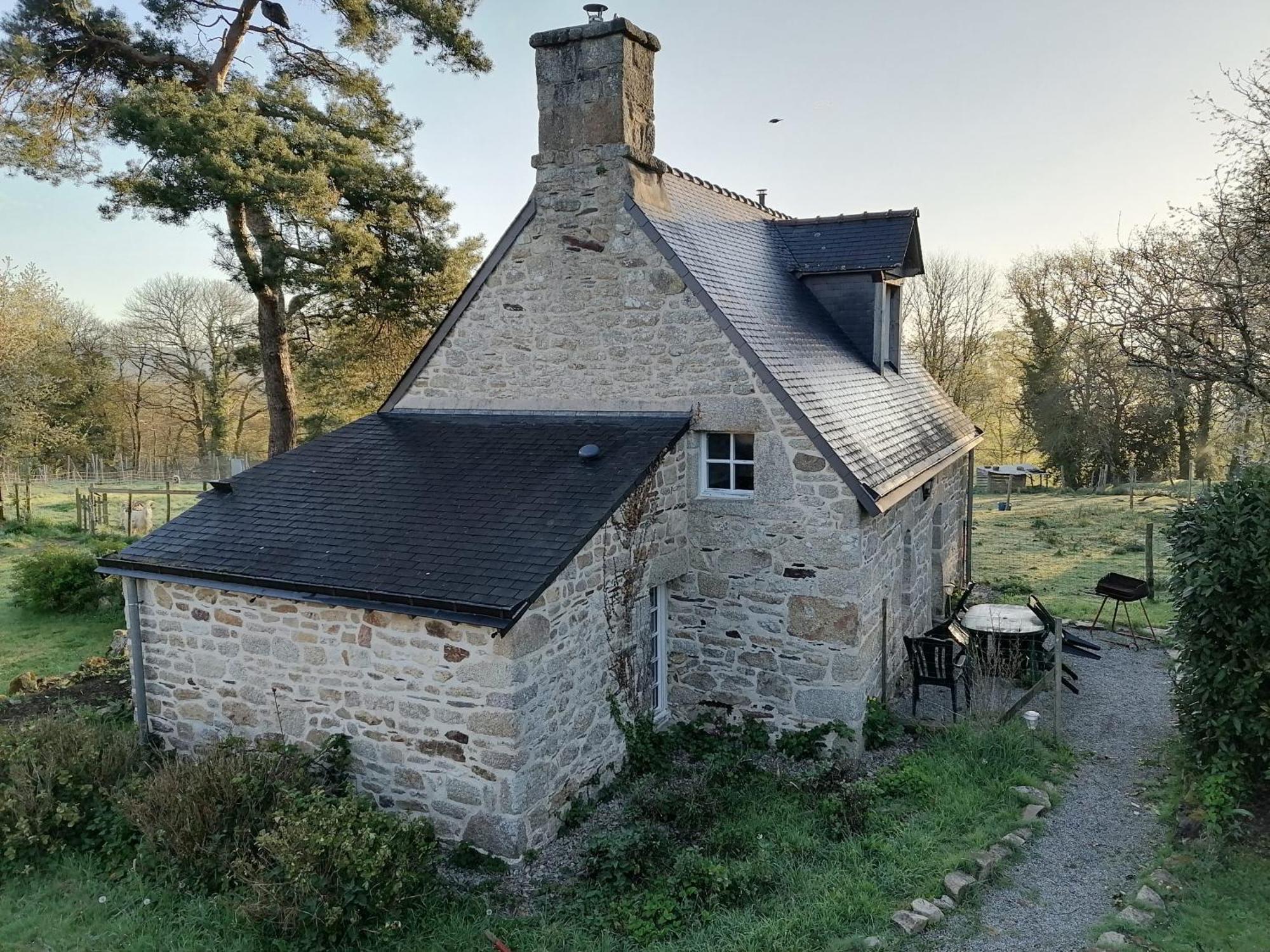 ポンティヴィ Frairie Du Divit Bed & Breakfast エクステリア 写真